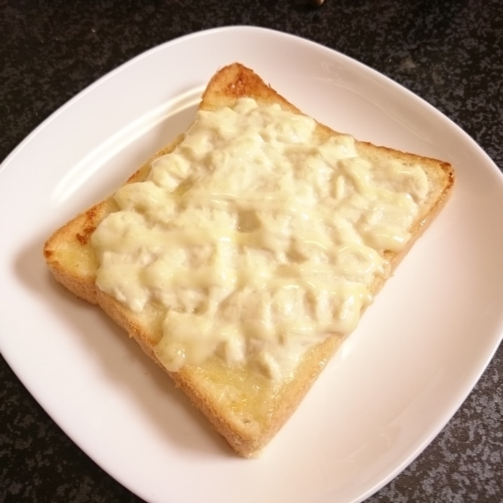 ふわふわ豆腐マヨネーズトースト